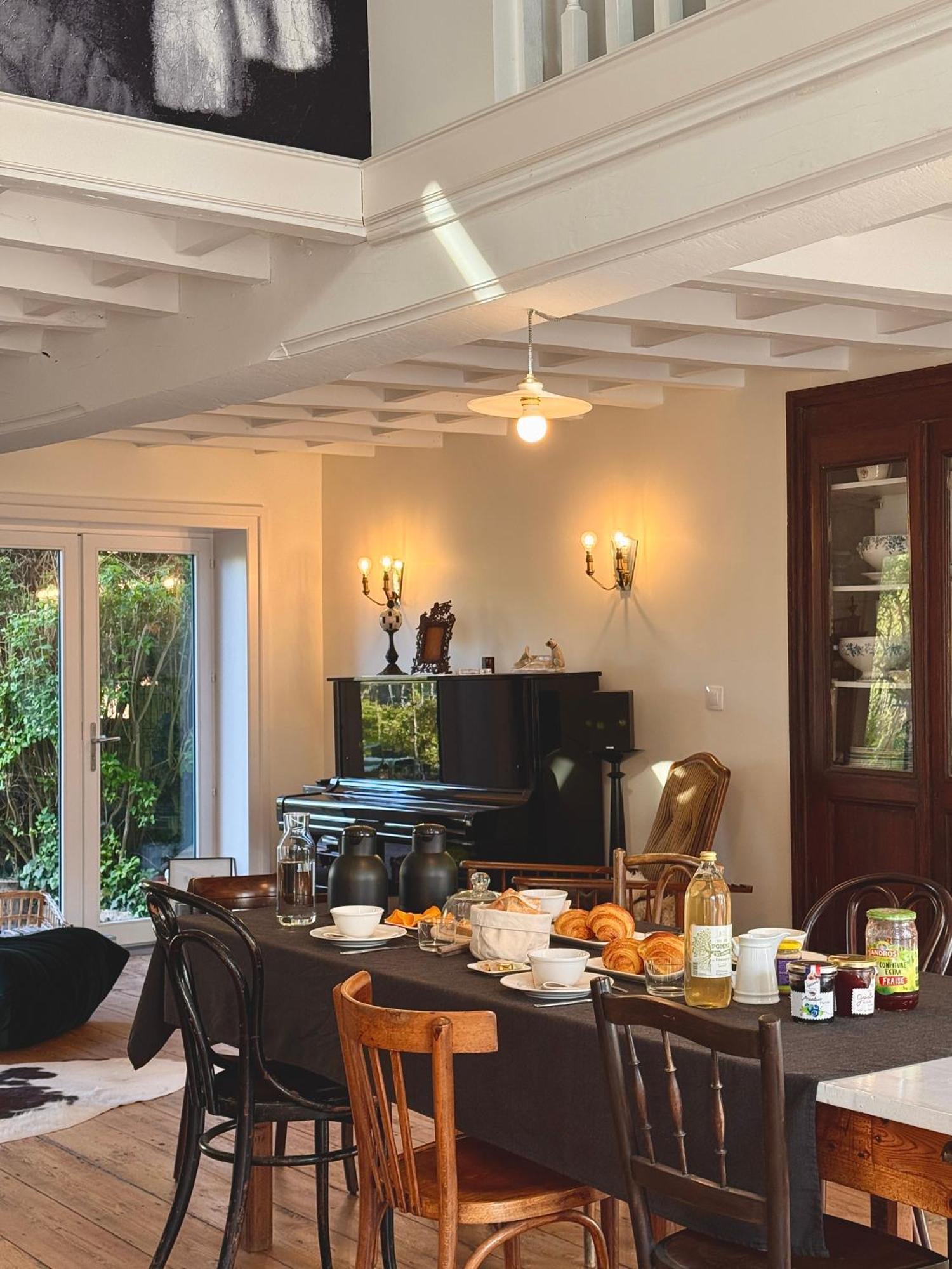 We Maison D'Hotes Кассель Екстер'єр фото